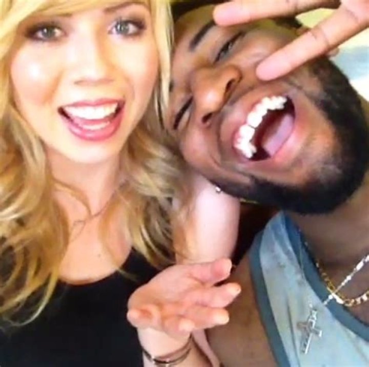 Jennette McCurdy & Andre Drummond — They Finally Meet After Flirting – Hollywood Life