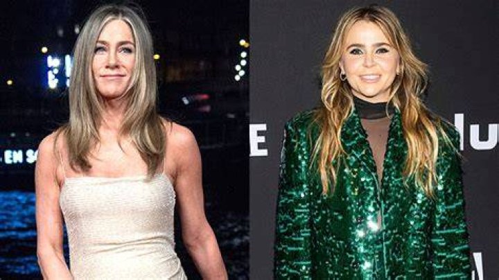 Jennifer Aniston Has Mini ‘Friends’ Reunion With Mae Whitman: Video – Hollywood Life