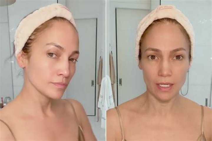 Jennifer Lopez Goes Makeup-Free & Shows Off Beauty Routine For Skin – Hollywood Life