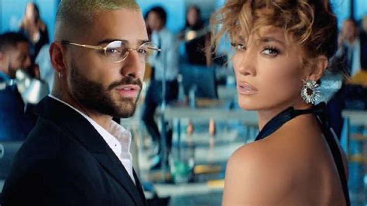 Jennifer Lopez Stuns In Sexy Outfits & Nearly Kisses Maluma In ‘Pa Ti’ & ‘Lonely’ Videos — Watch