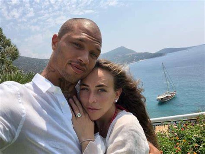 Jeremy Meeks & Chloe Green Pack On PDA During Romantic Getaway In Israel