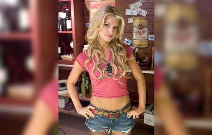 Jessica Simpson Wears Floral Pink Bikini After Weight Loss: Photo – Hollywood Life