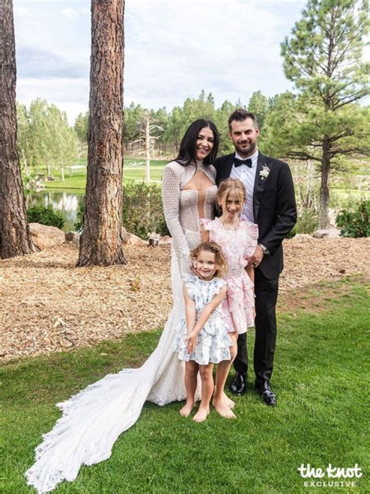 Jessica Szohr Welcomes 1st Child With Boyfriend Brad Richardson — A Baby Girl Named Bowie