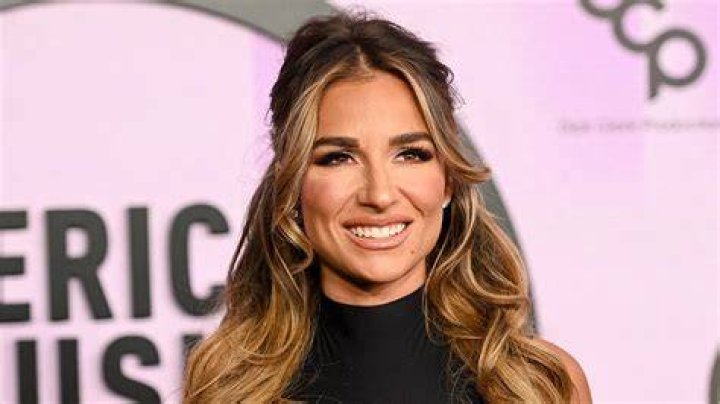 Jessie James Decker Reveals Why She’s More Excited Than Ever To Hit The Road on 2019 Tour