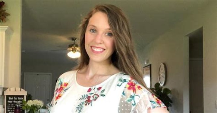 Jill Duggar Dillard Promotes Book Of ‘Bedroom Games & Sexy Activities’ & Fans Freak