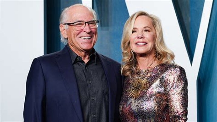 Jimmy Buffett’s Wife Jane Slagsvol Reacts To His Death – Hollywood Life