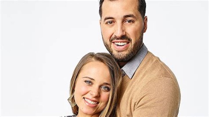 Jinger Duggar’s Husband Jeremy Vuolo Deals With ‘Temptation’: Podcast – Hollywood Life