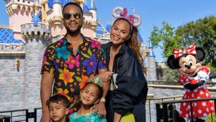 John Legend Says His Kids ‘Love Being Older Siblings’ on ‘The View’ – Hollywood Life