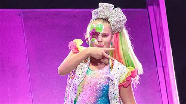 JoJo Siwa & Elliott Brown ‘Friends Forever’ — But Are They Dating? – Hollywood Life