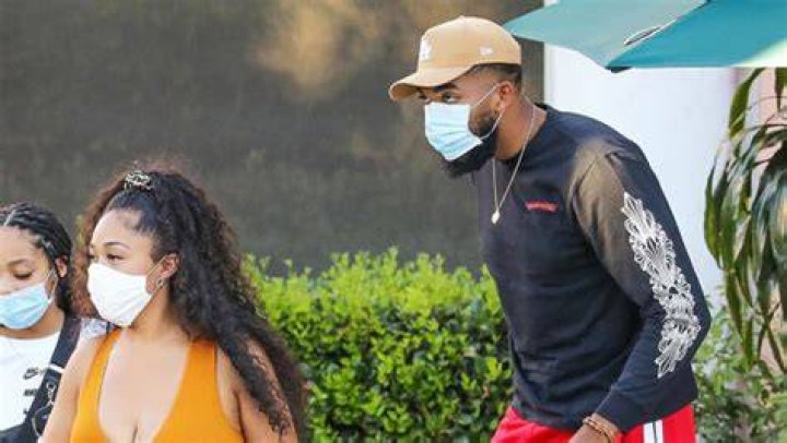 Jordyn Woods Poses For Sexy Shower Pic Taken By NBA Boyfriend Karl-Anthony Towns: ‘His View’