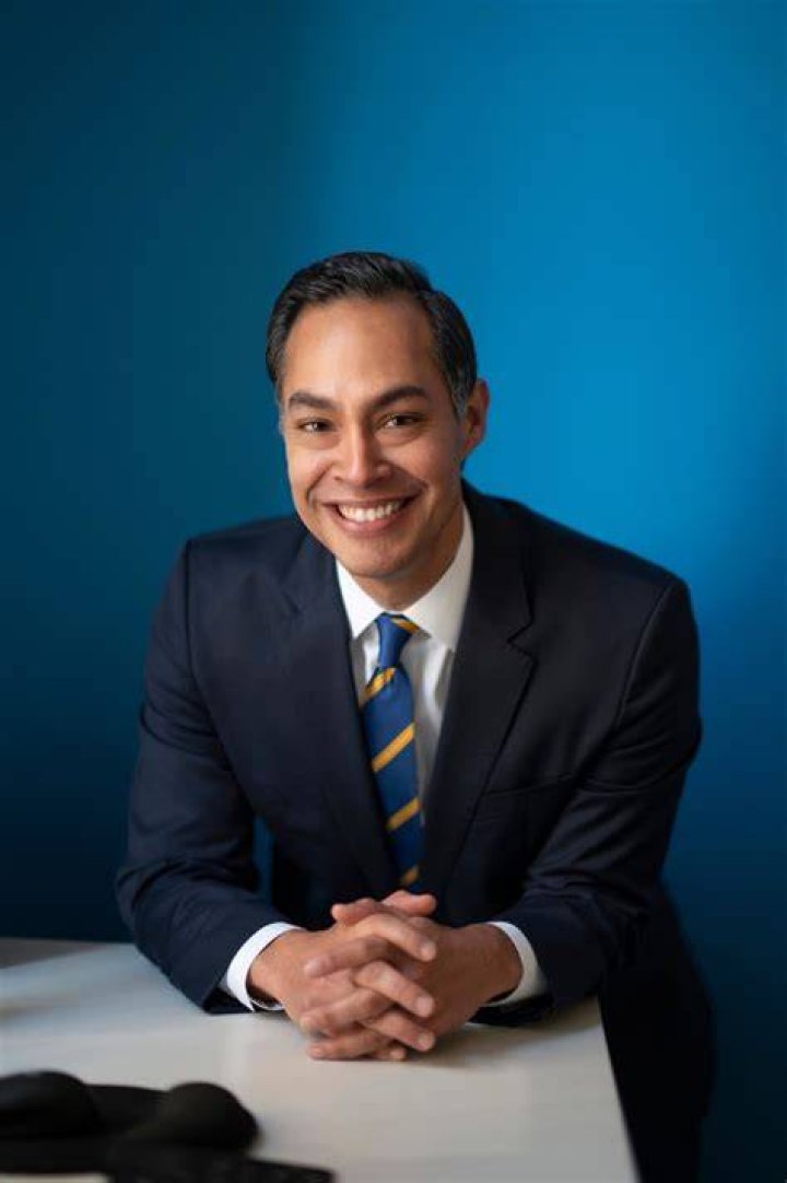 Julian Castro — Pics