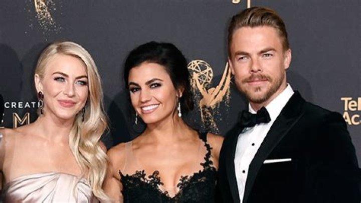 Julianne Hough Asks For Prayers After Hayley Erbert’s Emergency Surgery – Hollywood Life