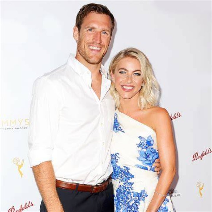 Julianne Hough Officially Divorced From Brooks Laich Nearly 2 Years After Their Split