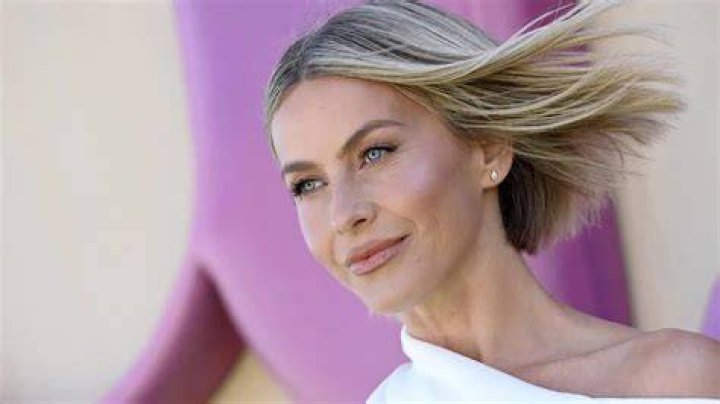Julianne Hough’s Snakeskin String Bikini In Italy – Photos – Hollywood Life