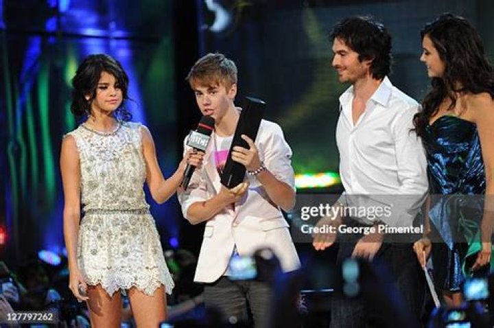 Justin Bieber, Nina Dobrev & More – Hollywood Life