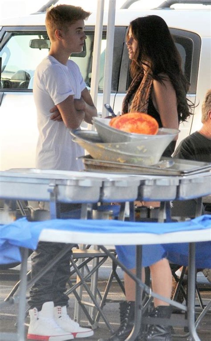 Justin Bieber Romance In The Works? – Hollywood Life