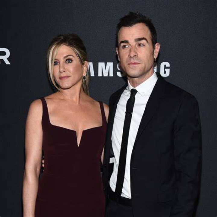 Justin Theroux Cheating On Jennifer Aniston With His Ex & Causing Divorce? – Hollywood Life
