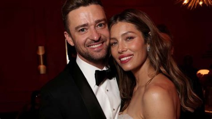Justin Timberlake: The Real Reason Why He Publicly Apologized To Wife Jessica Biel For PDA Pics