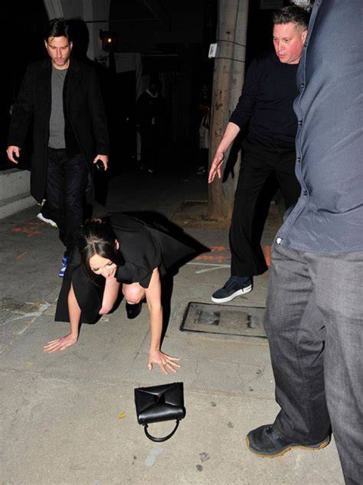 Kacey Musgraves Trips & Loses Shoe In Hollywood: Photos – Hollywood Life