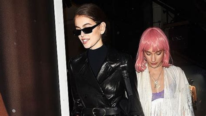 Kaia Gerber’s ‘Matrix’ Halloween Costume 2018 — PHOTO – Hollywood Life