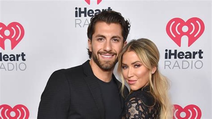 Kaitlyn Bristowe Calls Out Ex Jason Tartick For ‘Victim Mentality’ – Hollywood Life