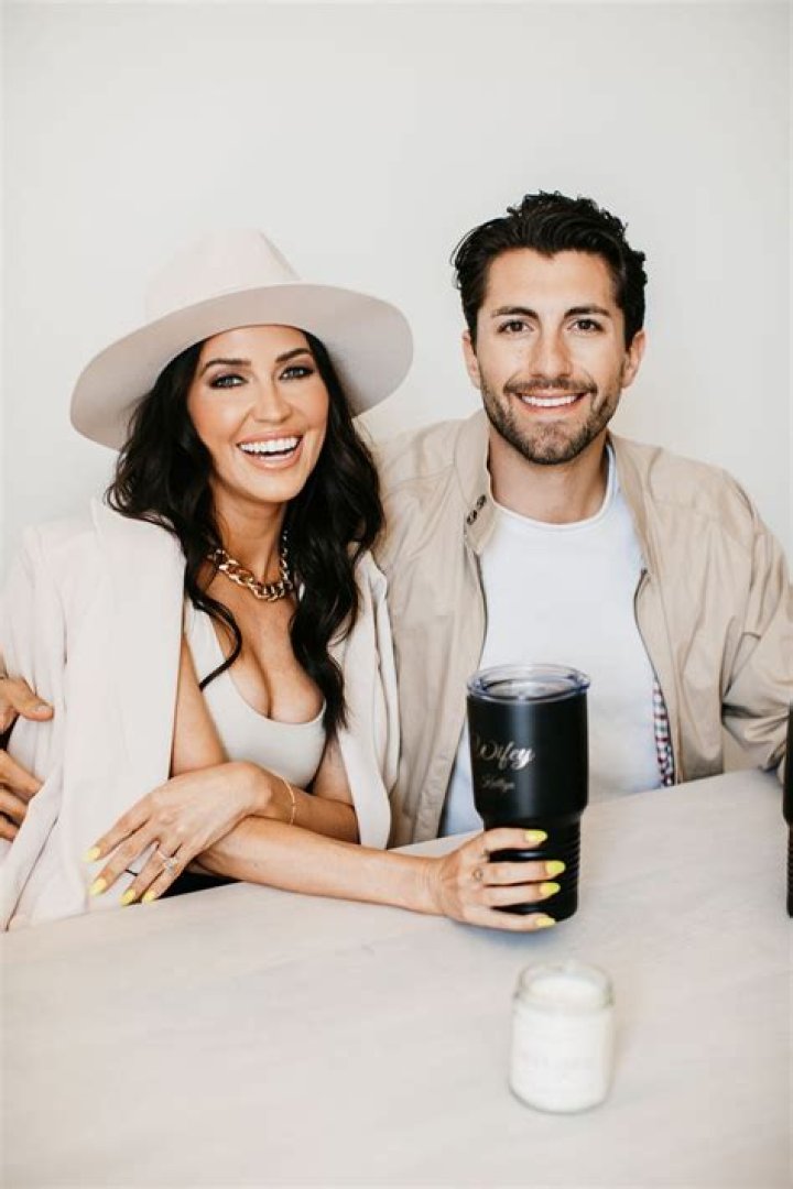 Kaitlyn Bristowe Says If She & Jason Tartick Will Have A TV Wedding – Hollywood Life