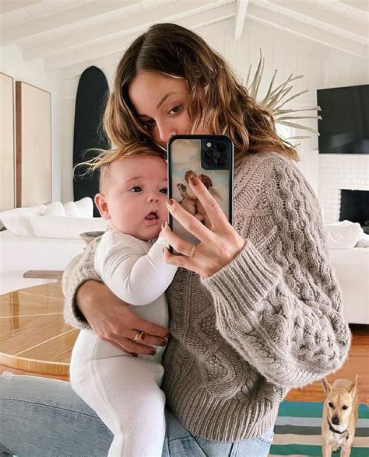 Kaitlynn Carter’s Baby Born: ‘The Hills’ Star Welcomes 1st Child With BF Kristopher Brock