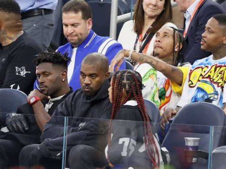 Kanye West Gets Booed At A Warriors Basketball Game