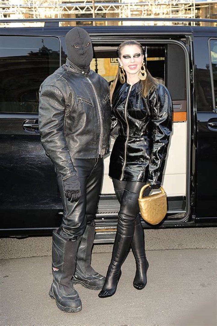 Kanye West & Julia Fox Hold Hands In Matching Leather Outfits In Paris – Hollywood Life