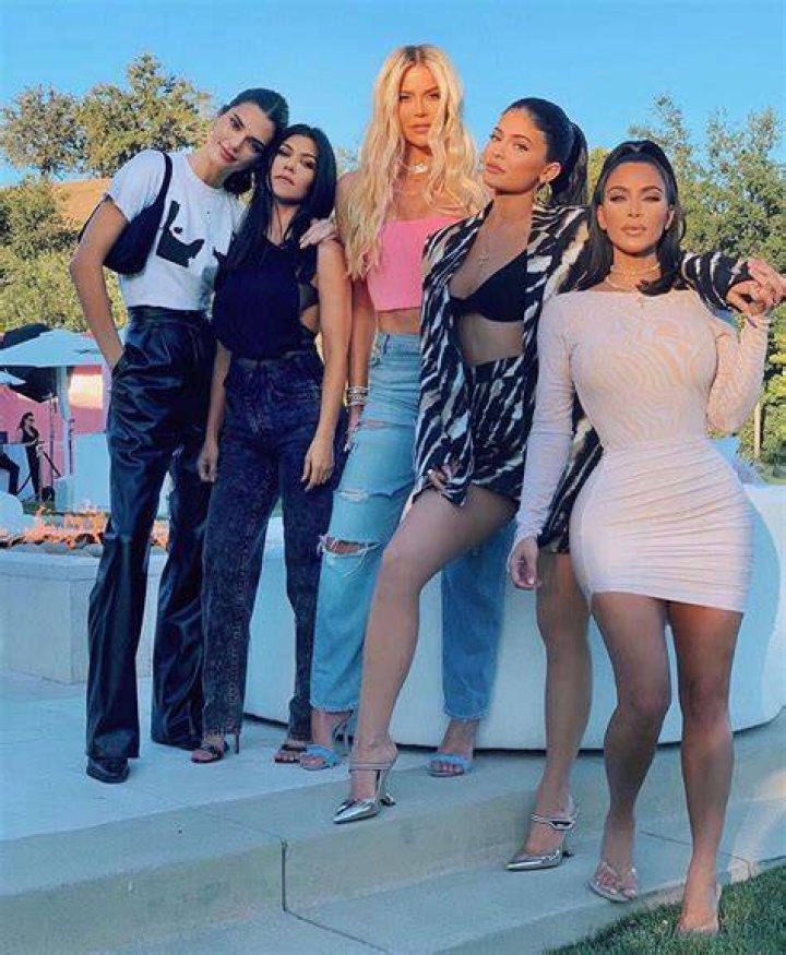 KarJenners In Jeans: See Pics Of Kim, Kylie, Khloe, & The Rest Looking Comfy In Denim  