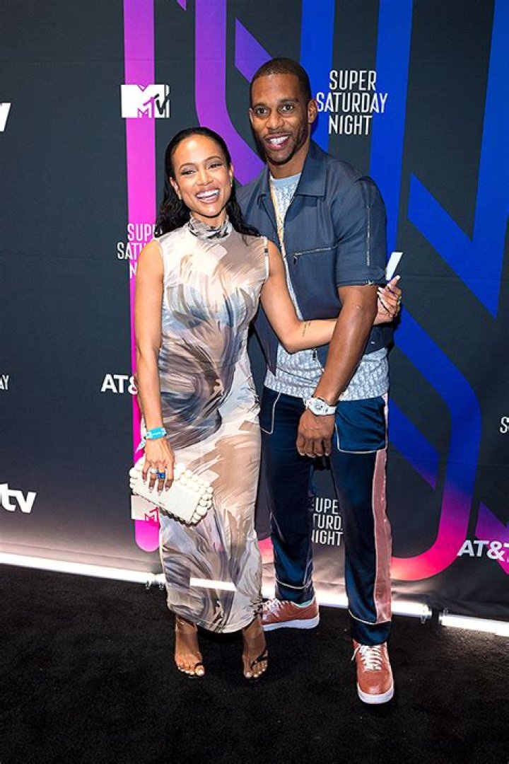 Karrueche Tran & Victor Cruz Break Up After 3 Years Together – Hollywood Life