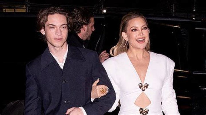 Kate Hudson Escorted By Son Ryder AT UNCA Awards: Photos – Hollywood Life