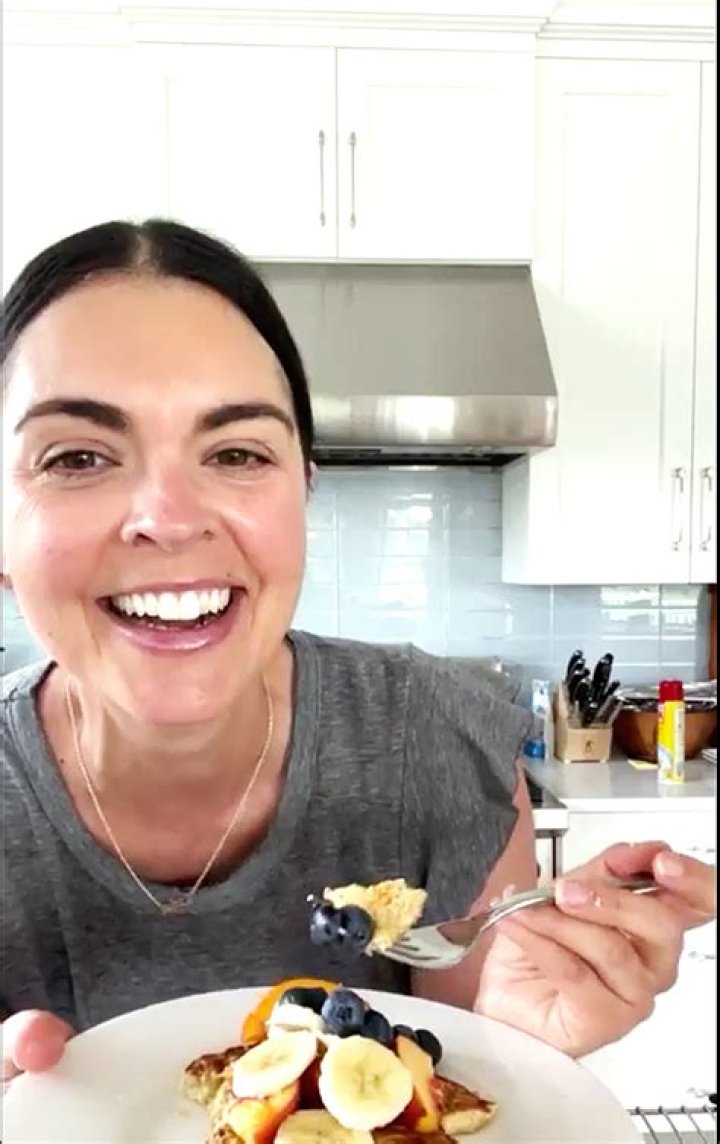 Katie Lee Biegel Shares Weight Watchers Recipe For Mother’s Day – Hollywood Life