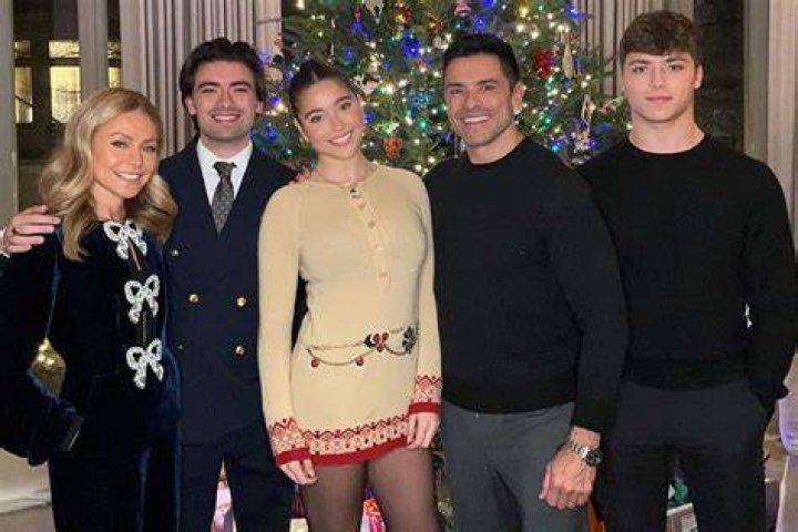 Kelly Ripa’s Son Michael Consuelos, 22, Gives A Thumbs Up After His Graduation In Sweet Pic