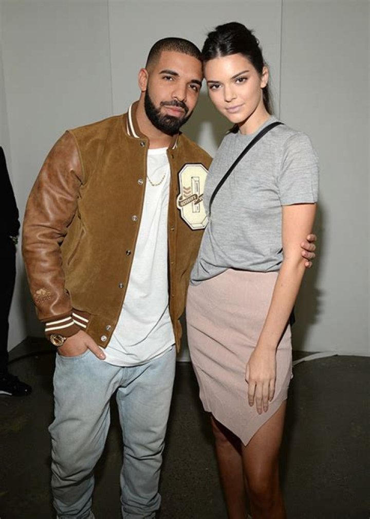 Kendall Jenner & Drake Perform Epic ‘Hotline Bling’ Dance At Her Birthday Party