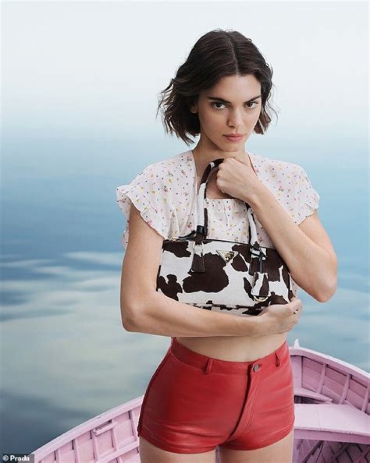 Kendall Jenner Is Having The Summer We Want In A Bikini Top Watching Fireworks On The Beach