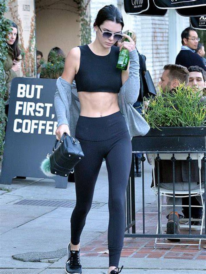 Kendall Jenner Reveals Why You Should Never Wear Makeup To The Gym