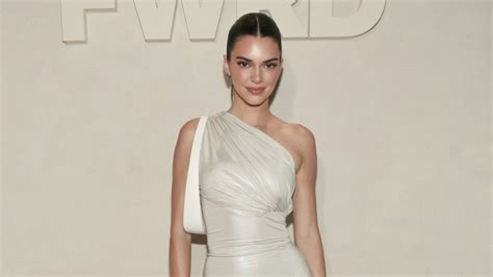 Kendall Jenner Shows Off Incredibly Toned Abs In Sexy Cutout Swimsuit For Cover Of ‘i-D’