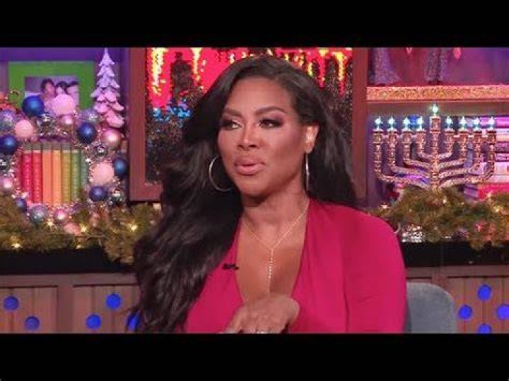Kenya Moore Mocks ‘Bipolar’ NeNe Leakes’ Use Of A Life Coach: ‘She’s Failing Her’