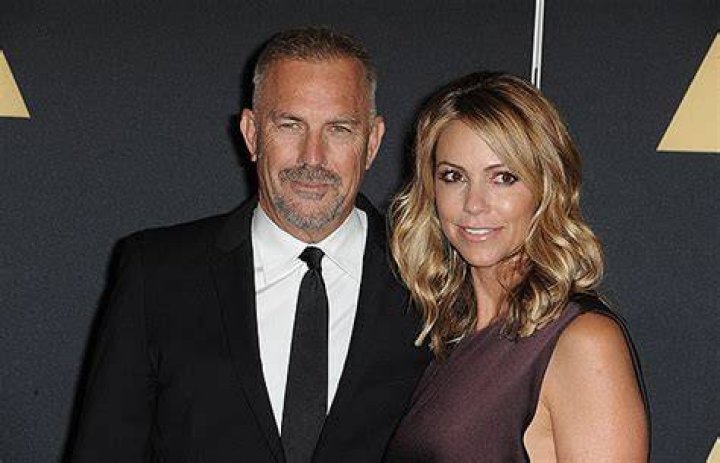 Kevin Costner & Ex-Wife Christine Arguing Over Dog’s Bed & More – Hollywood Life