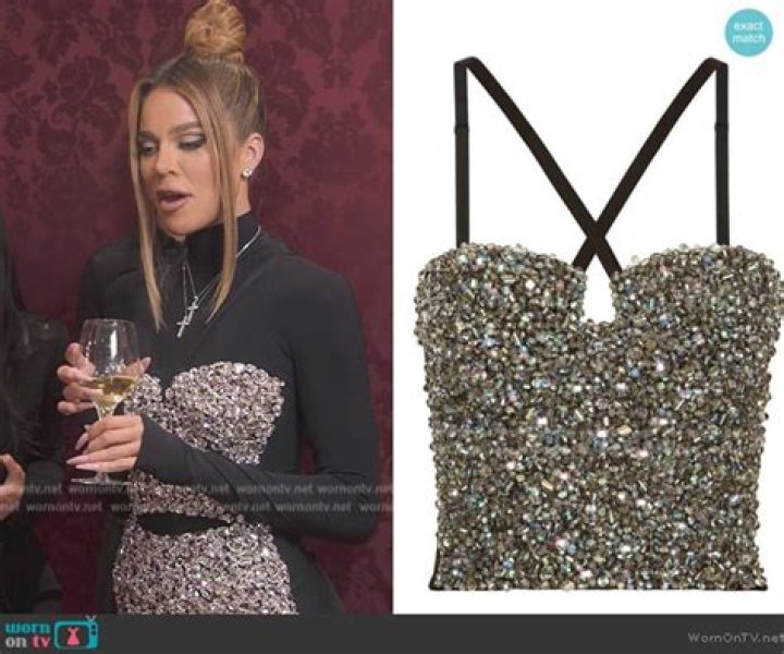 Khloe Kardashian Rocks Sparkly Bustier At D&G Show With Family – Hollywood Life