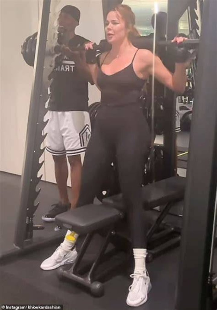 Khloe Kardashian’s Trainer Luke Milton Breaks Down Her Intensive 45-Minute Workout To Get A Flat Tummy
