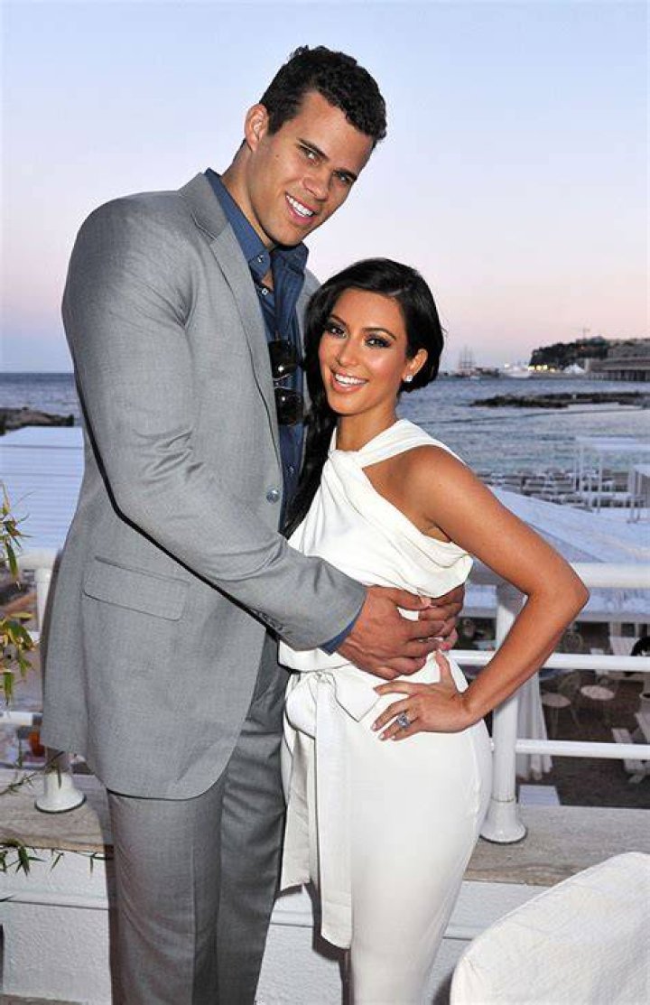 Kim Kardashian Jokes About Kris Humphries Wedding On ‘Kardashians’ – Hollywood Life