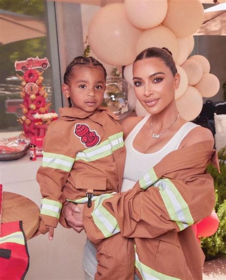 Kim Kardashian & Kanye West with North, Saint, Chicago & Psalm: PICS