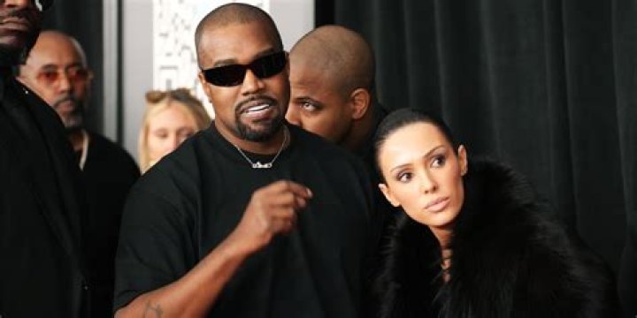 Kim Kardashian Keeping Kanye West’s Last Name After Divorce – Hollywood Life