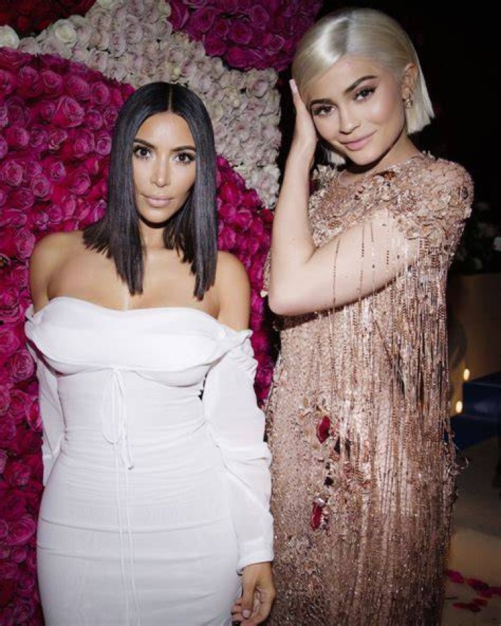 Kim Kardashian & Kylie Jenner’s Best 2018 Looks — Photos