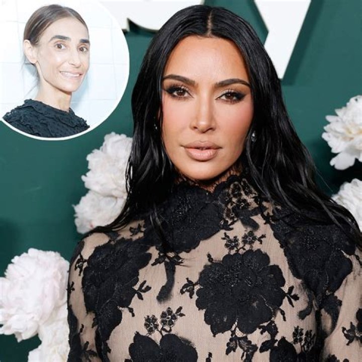 Kim Kardashian May Have Mom & Sisters In ‘SNL’ Audience & Is Up For Spoofing Herself & Family 