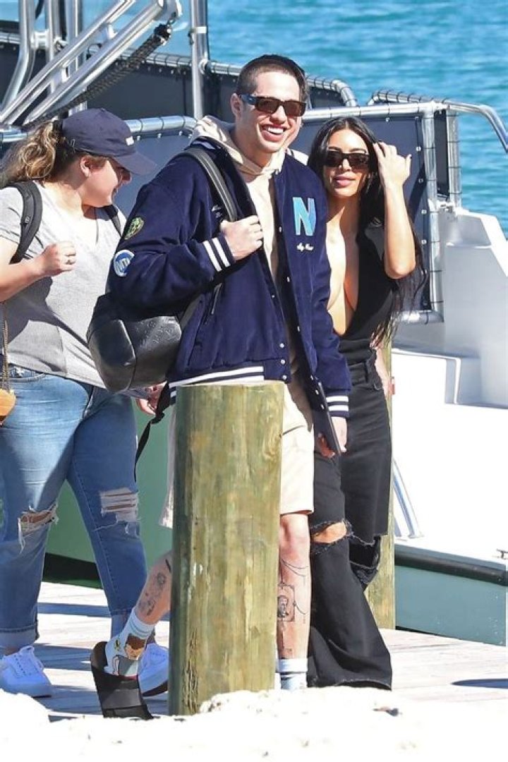 Kim Kardashian Posts Bikini Selfie While Enjoying Bahamas Vacation With Pete Davidson