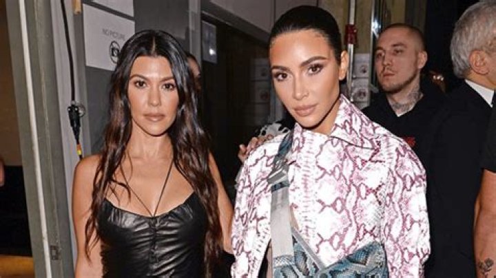 Kim Kardashian Reveals Injuries From Kourtney Fight On ‘KUWTK’ – Hollywood Life