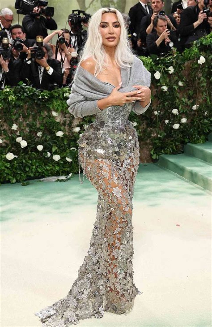 Kim Kardashian’s 5 Best & Worst Pregnancy Outfits